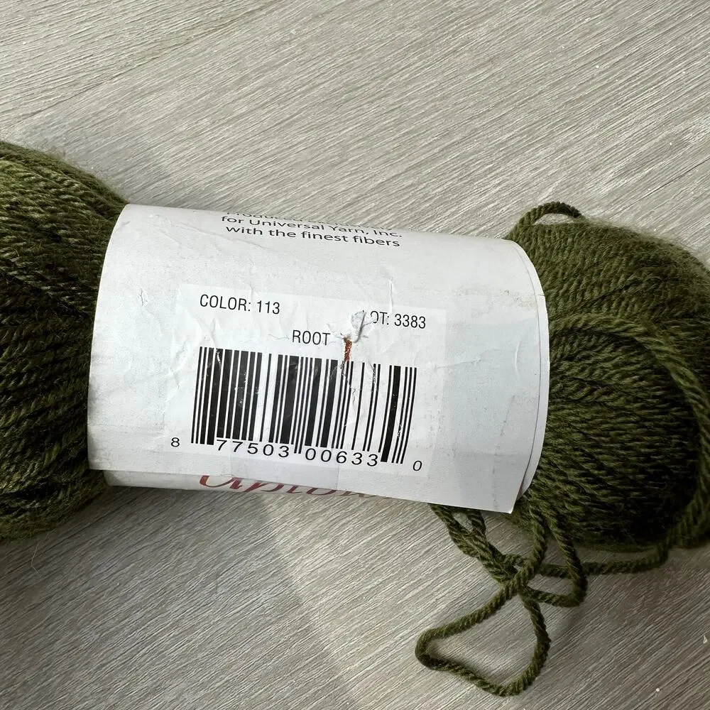 Uptown DK Anti Pilling Acrylic Yarn Root Green Color 113 Machine Wash Universal